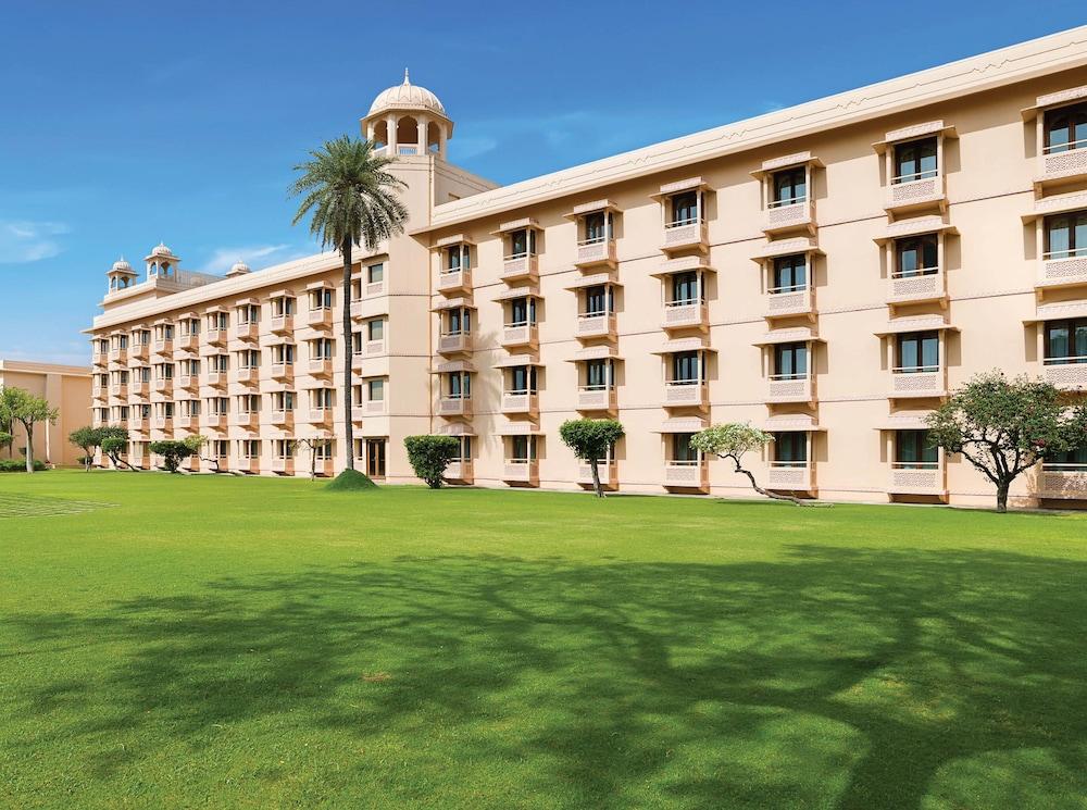 Trident Jaipur Hotel Exterior photo Hostel